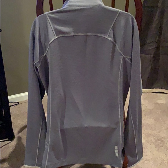 Light 1/4 Pullover - Picture 2 of 3